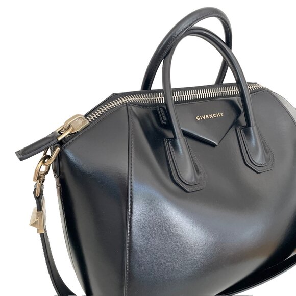 Givenchy Black Antigona Bag - Picture 3 of 8